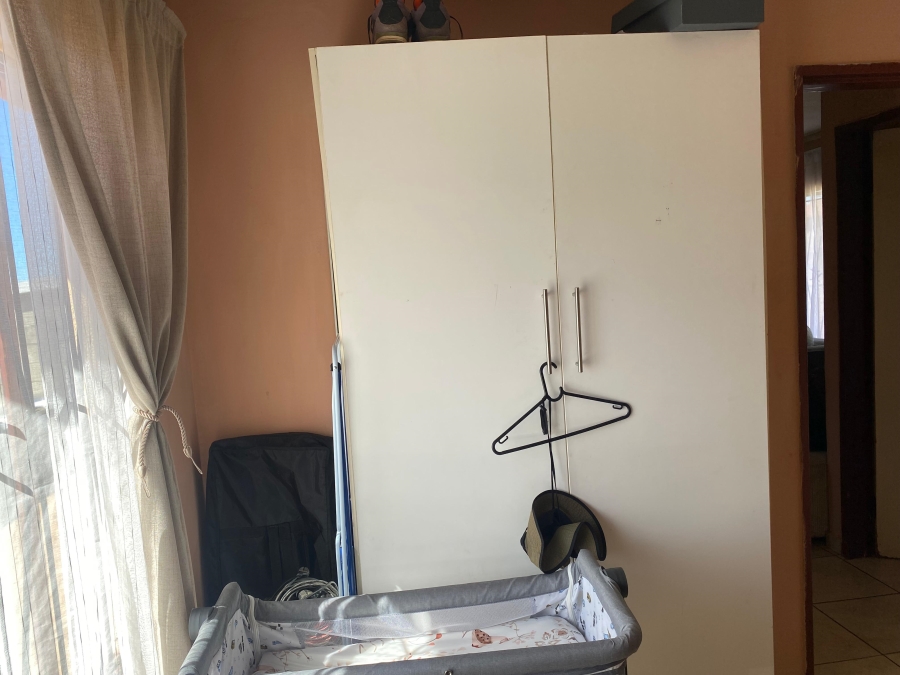2 Bedroom Property for Sale in Tlhabane West North West